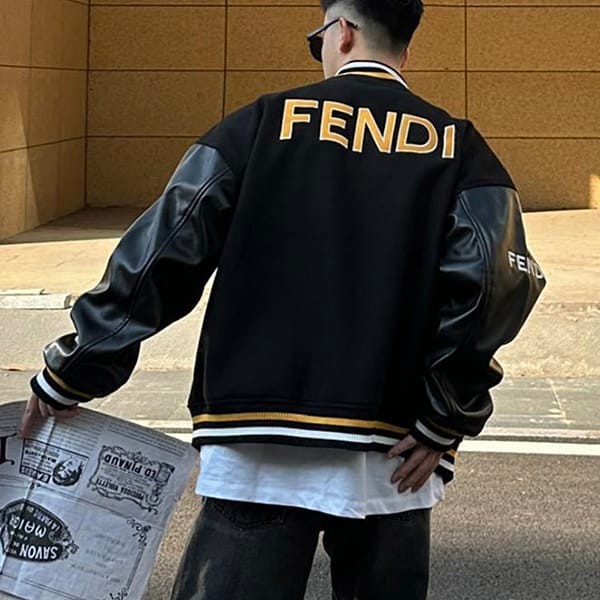 入手困難フェンディ コピー商品 BOMBER JACKET ボンバージャケット feu36959